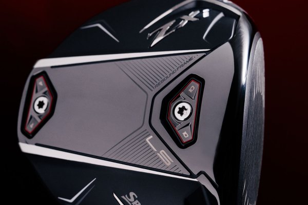 Srixon ZXi LS Driver i spelvinkel
